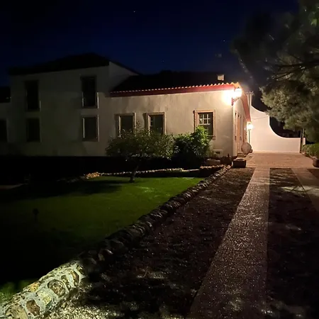 Casa Da Ponte Holiday home *